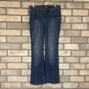 3for$20 jeans juniors. 9